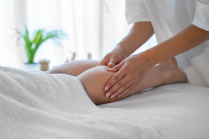 Massage for manual lymphatic drainage